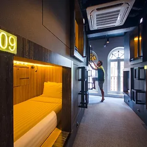 Cube Boutique Capsule At Chinatown Kapselhotel Singapur