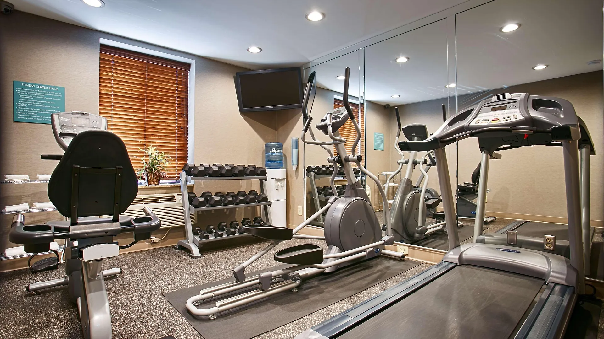 Best Western JFK Airport New York 3*,